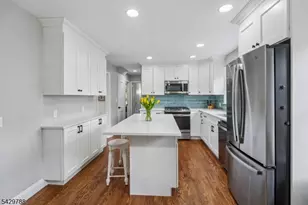 27 Dogwood Rd, Morris Plains, NJ 07950 - Photo 14