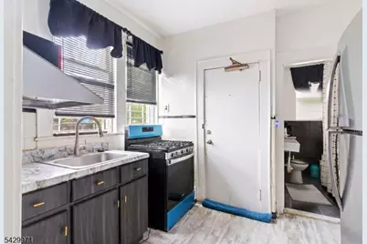 37-39 Lenox Ave, Irvington, NJ 07111 - Photo 4