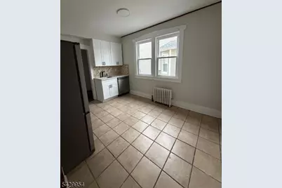 84 Hadley Ave, Clifton, NJ 07011 - Photo 8