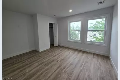 15 Chestnut Ave, Irvington, NJ 07111 - Photo 8