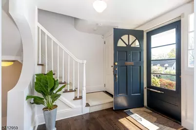 582 Highland Ave, Montclair, NJ 07043 - Photo 6