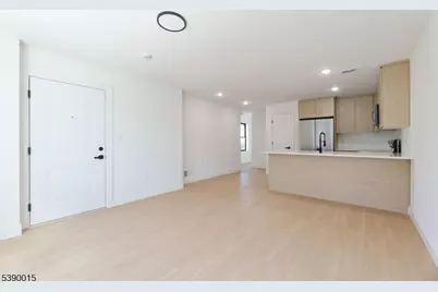29 Robert St, Paterson, NJ 07503 - Photo 4
