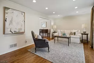 738 A Springfield Ave, Summit, NJ 07901 - Photo 4