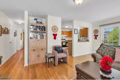 5 Vaccaro Rd, Lawrence Township, NJ 08648 - Photo 8