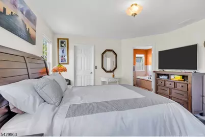5 Vaccaro Rd, Lawrence Township, NJ 08648 - Photo 18