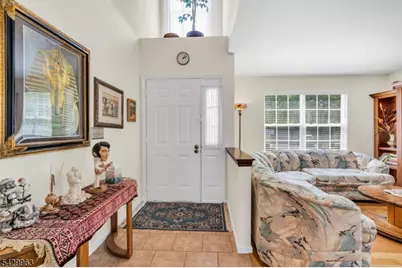 5 Vaccaro Rd, Lawrence Township, NJ 08648 - Photo 2