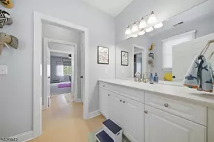 2 Hillas Ln, Chester, NJ 07930 - Photo 38
