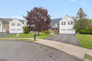 7 Sykes Gap, Oxford Township, NJ 07863 - Photo 2