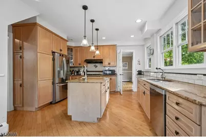311 S Ridgewood Rd, South Orange, NJ 07079 - Photo 18