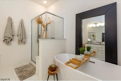 125 Sequoia Dr, Cedar Grove, NJ 07009 - Photo 22