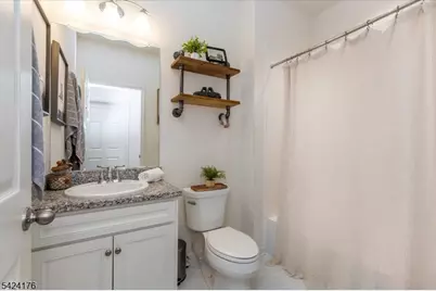 125 Sequoia Dr, Cedar Grove, NJ 07009 - Photo 30