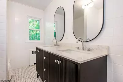 245 Midland Ave, East Orange, NJ 07017 - Photo 24