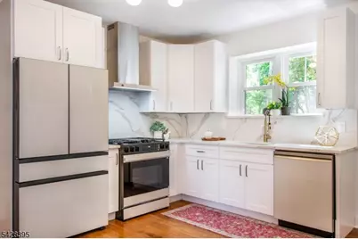 245 Midland Ave, East Orange, NJ 07017 - Photo 12