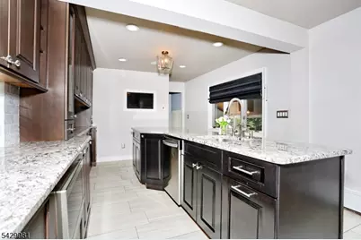 28 Minnehaha Blvd, Oakland, NJ 07436 - Photo 10