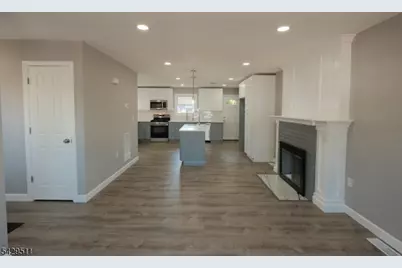 2815 N Wood Ave, Linden, NJ 07036 - Photo 8