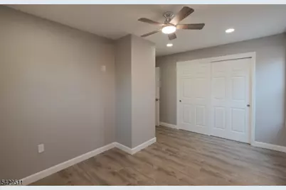2815 N Wood Ave, Linden, NJ 07036 - Photo 30