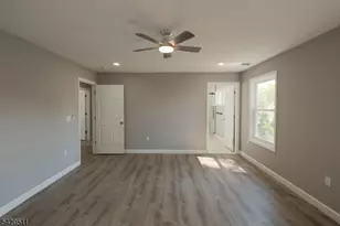 2815 N Wood Ave, Linden, NJ 07036 - Photo 30