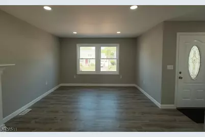 2815 N Wood Ave, Linden, NJ 07036 - Photo 18