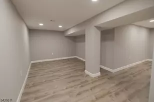 2815 N Wood Ave, Linden, NJ 07036 - Photo 34