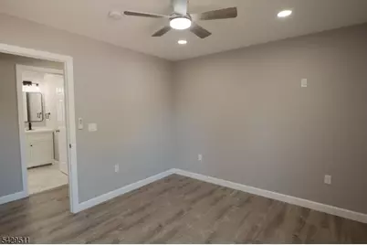 2815 N Wood Ave, Linden, NJ 07036 - Photo 26