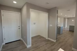 2815 N Wood Ave, Linden, NJ 07036 - Photo 22