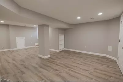2815 N Wood Ave, Linden, NJ 07036 - Photo 30