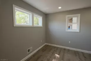 2815 N Wood Ave, Linden, NJ 07036 - Photo 16