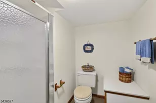 2 W View Dr, Raritan Township, NJ 08822 - Photo 44