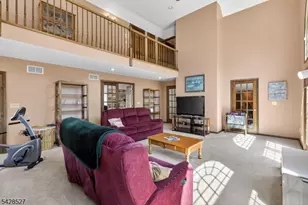 2 W View Dr, Raritan Township, NJ 08822 - Photo 18
