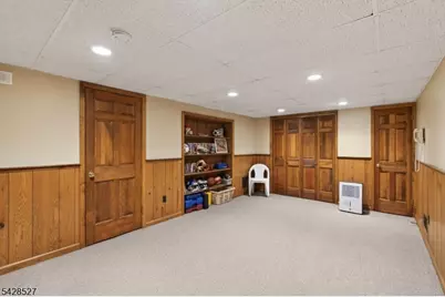 2 W View Dr, Raritan Township, NJ 08822 - Photo 44
