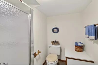 2 W View Dr, Raritan Township, NJ 08822 - Photo 36