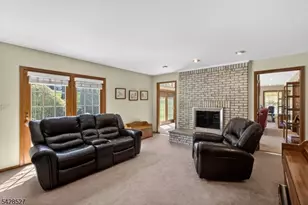 2 W View Dr, Raritan Township, NJ 08822 - Photo 18