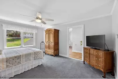 2 W View Dr, Raritan Township, NJ 08822 - Photo 32
