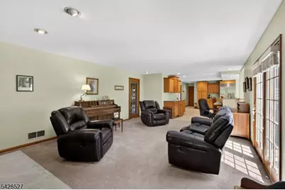2 W View Dr, Raritan Township, NJ 08822 - Photo 18