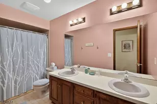 2 W View Dr, Raritan Township, NJ 08822 - Photo 32