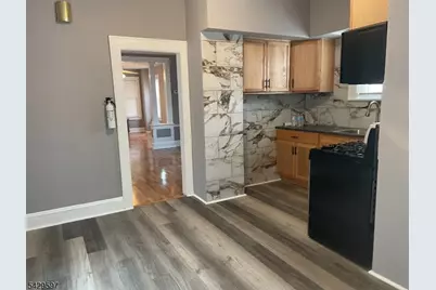 317 Mitchell Ave, Linden, NJ 07036 - Photo 2