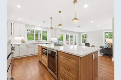 29 Heron Rd, Livingston, NJ 07039 - Photo 18