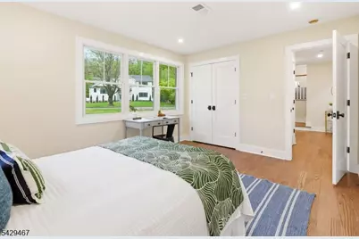 29 Heron Rd, Livingston, NJ 07039 - Photo 4