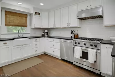 744 River Rd, Chatham Township, NJ 07928 - Photo 8