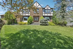 28 Verkade Dr, Wayne Twp., NJ 07470 - Photo 1