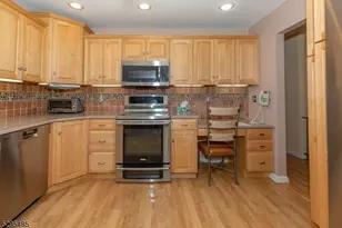 28 Elizabeth Dr, Wantage, NJ 07461 - Photo 6