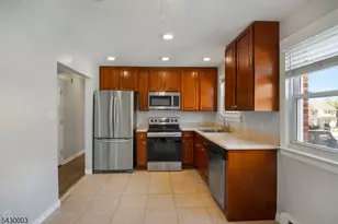 322 Richard Mine Rd V, Rockaway Township, NJ 07885 - Photo 8