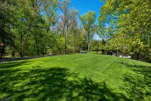 9 Bishops Ln, Millburn, NJ 07078 - Photo 44