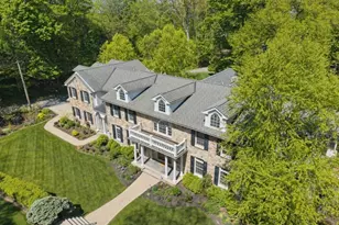 9 Bishops Ln, Millburn, NJ 07078 - Photo 4