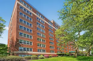926 Bloomfield Ave, Glen Ridge, NJ 07028 - Photo 1