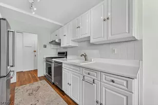 926 Bloomfield Ave, Glen Ridge, NJ 07028 - Photo 16