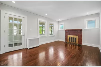 48 Elm St, West Orange Township, NJ 07052 - Photo 6