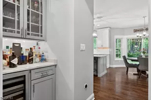 56 Beechwood Pl, Watchung, NJ 07069 - Photo 8