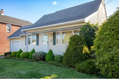 226 S 5th Ave, Manville, NJ 08835 - Photo 4