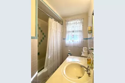226 S 5th Ave, Manville, NJ 08835 - Photo 22